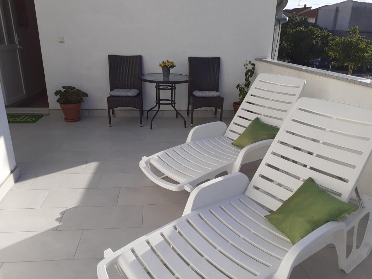 Apartment & Rooms Riva Водице Экстерьер фото