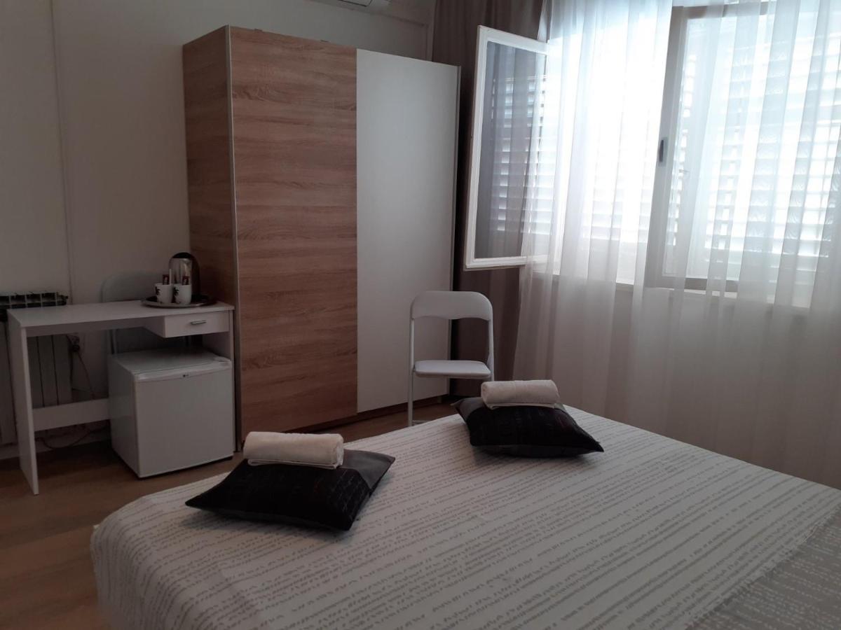 Apartment & Rooms Riva Водице Экстерьер фото