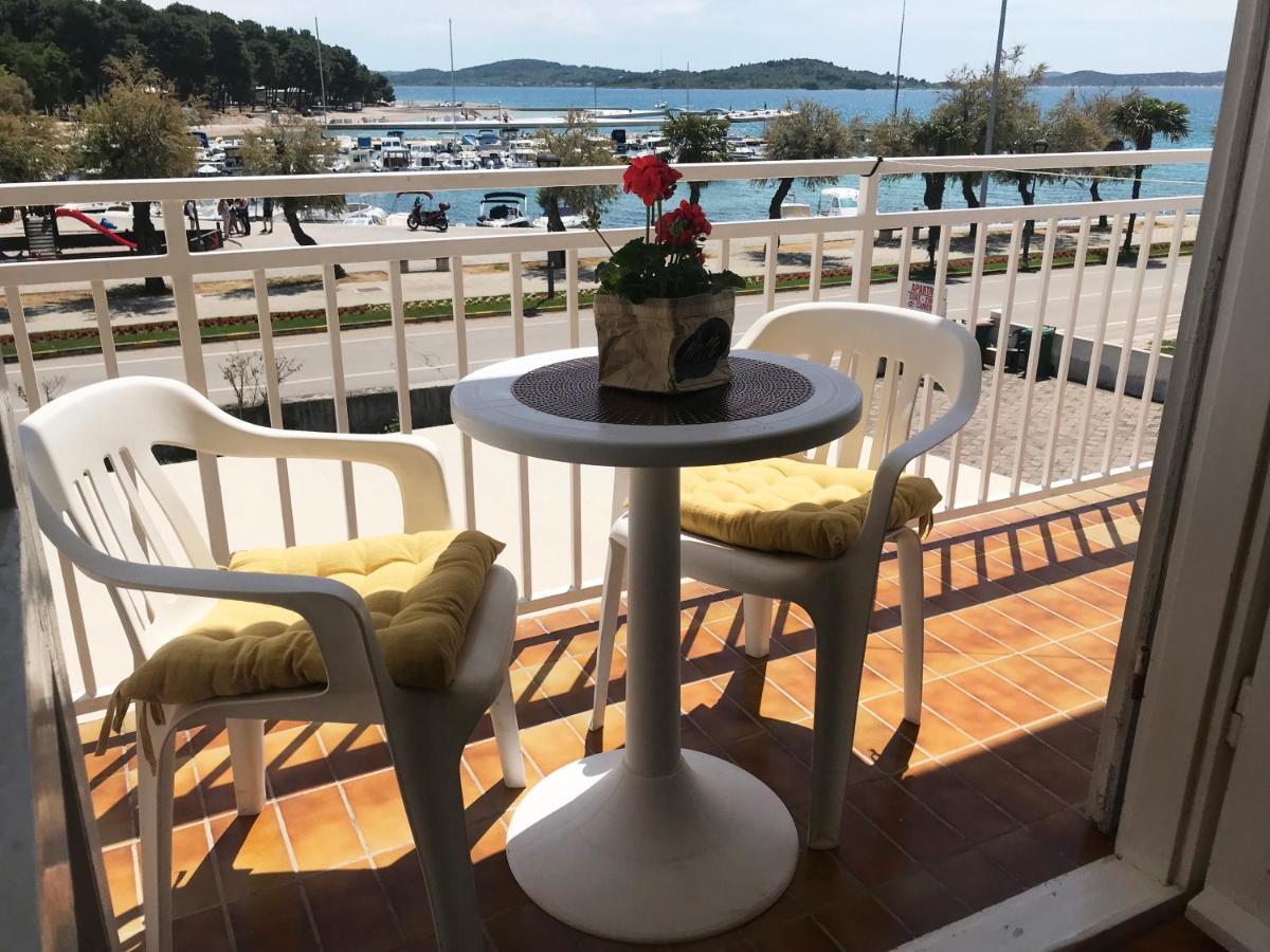 Apartment & Rooms Riva Водице Экстерьер фото