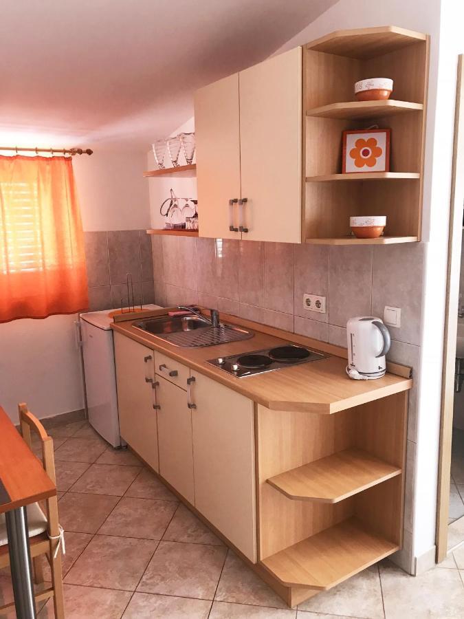 Apartment & Rooms Riva Водице Экстерьер фото